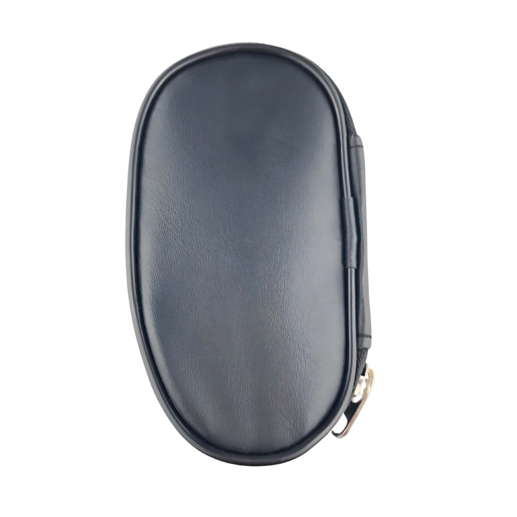 Neun Pinsel im PU-Etui